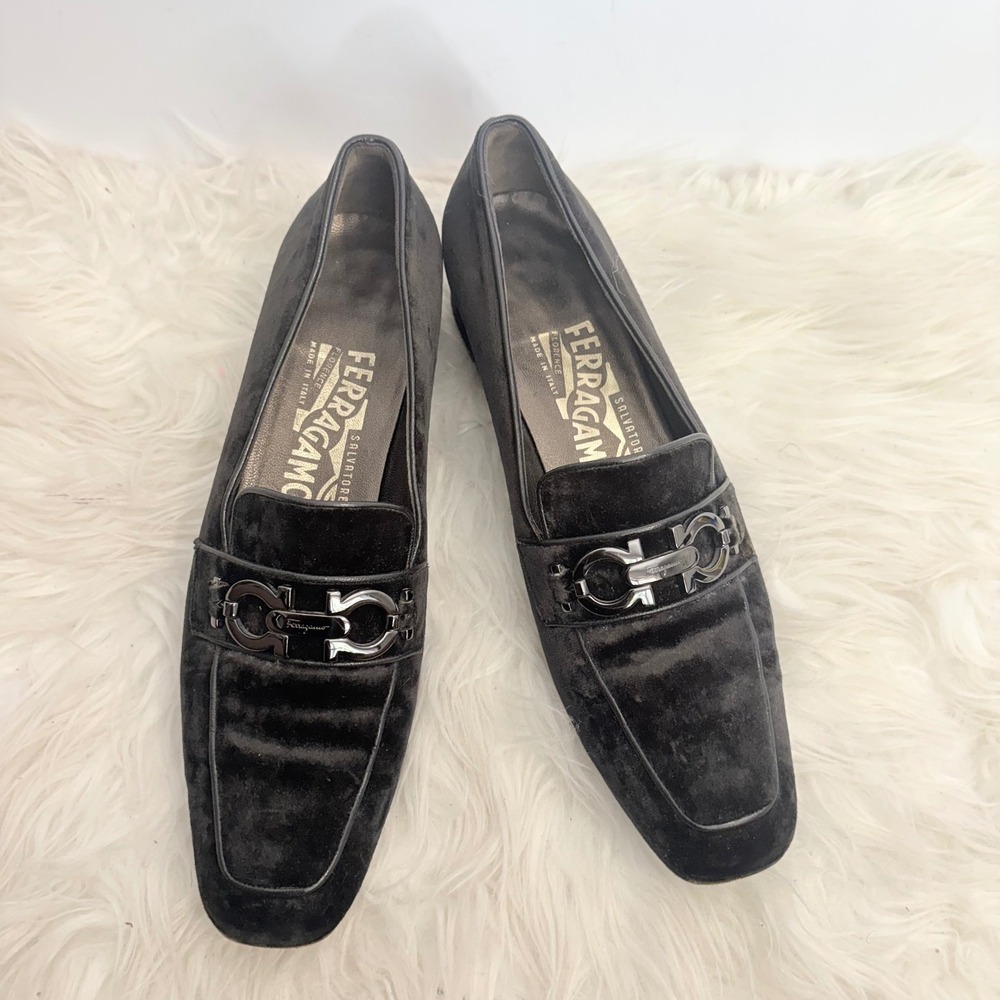 Salvatore Ferragamo Black Velvet Gancini Loafers DQ 58542 Square Toe Womens 7.5 - Picture 11 of 15